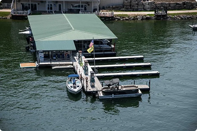 Big Thunder Marine floating fuel dock